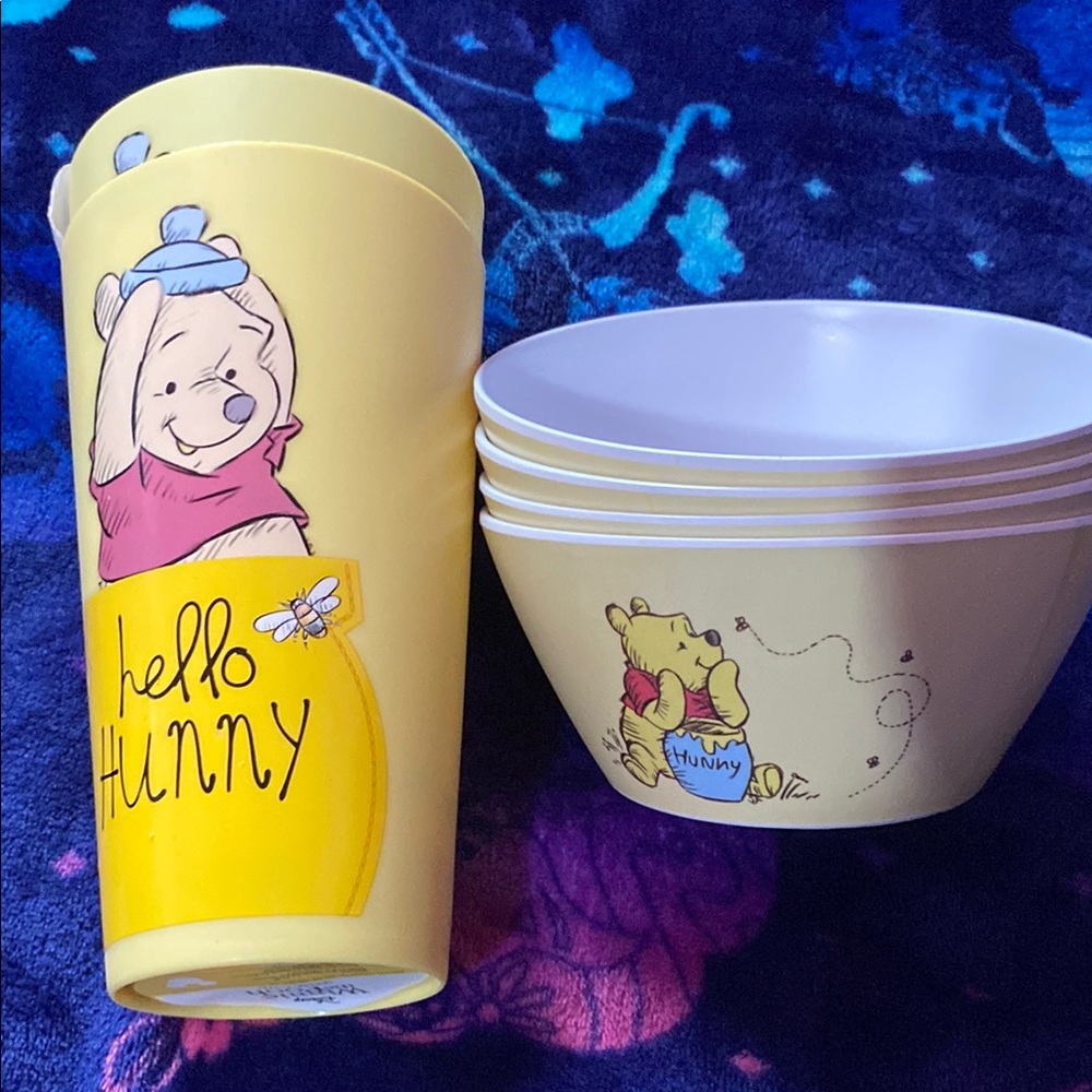Winnie The Pooh Melamine Tableware Set NWT